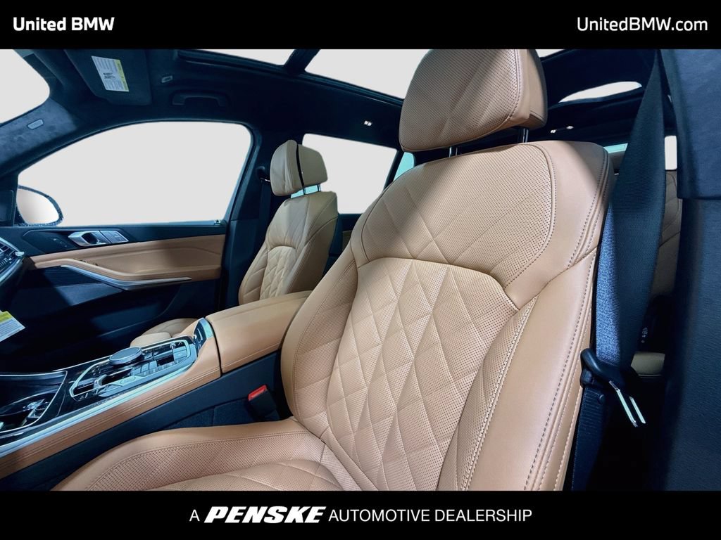 New 2027 BMW X7 xDrive40i w/ M Sport Package AWD/4WD image 5
