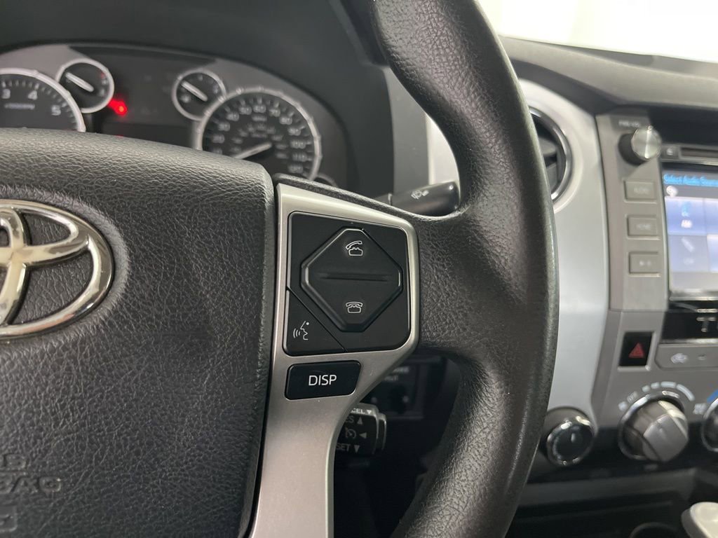 Used 2016 Toyota Tundra SR5 w/ SR5 Upgrade Package image 8