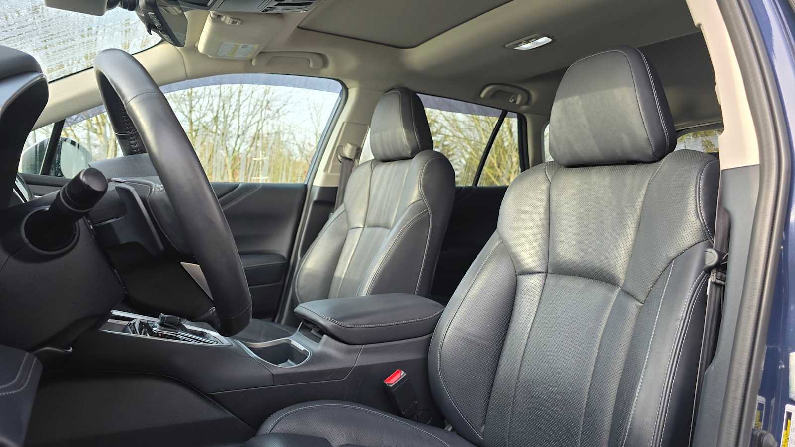 Used 2023 Subaru Outback Touring w/ Popular Package #2 image 25