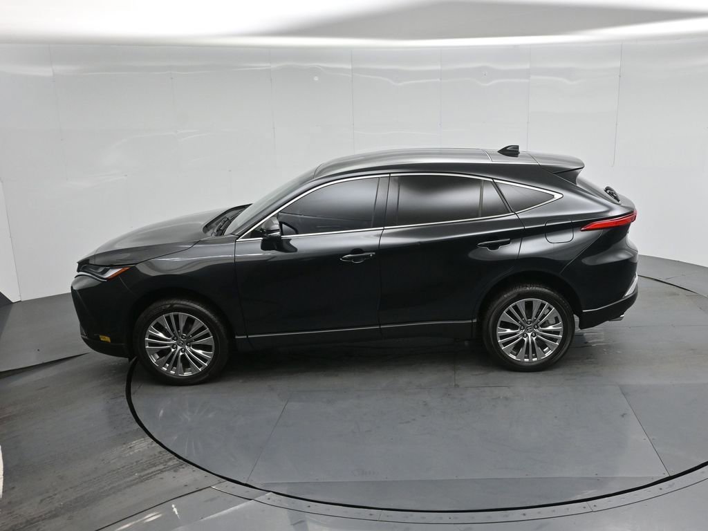 Used 2024 Toyota Venza Limited image 45