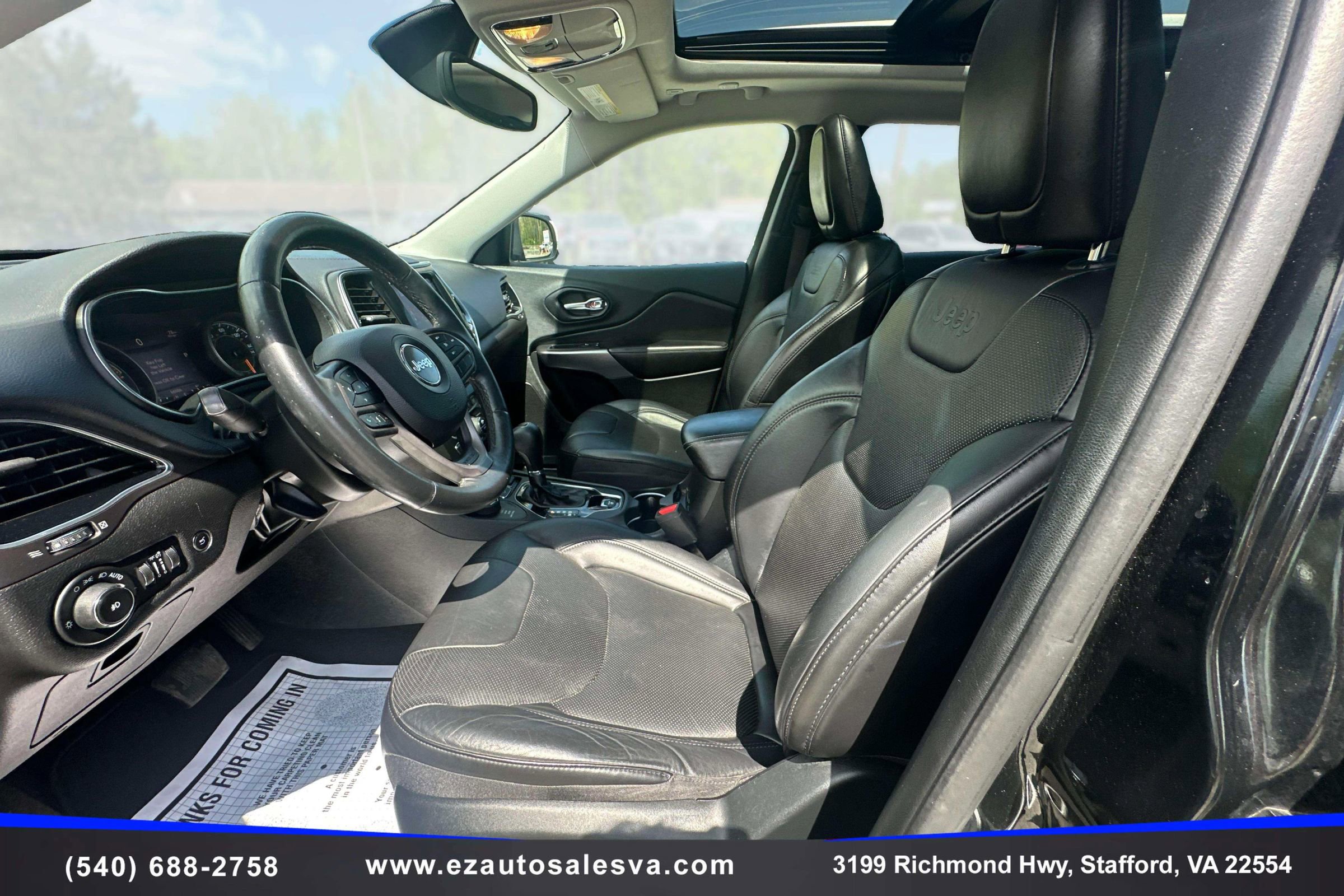 Used 2019 Jeep Cherokee Limited AWD/4WD image 14