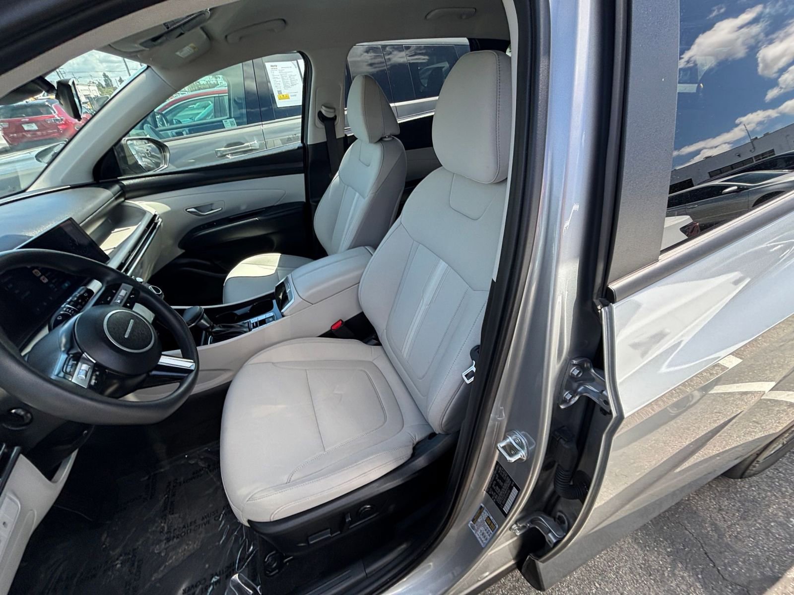 Used 2025 Hyundai Tucson SEL image 39
