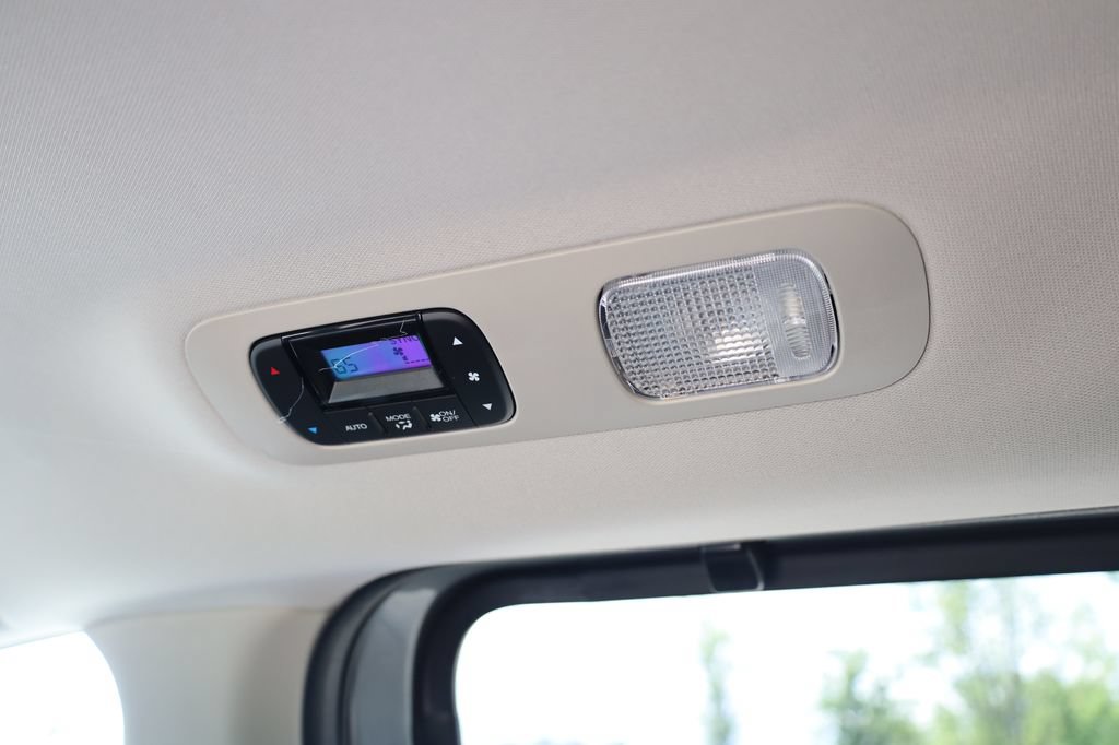 New 2026 Honda Odyssey Touring image 28