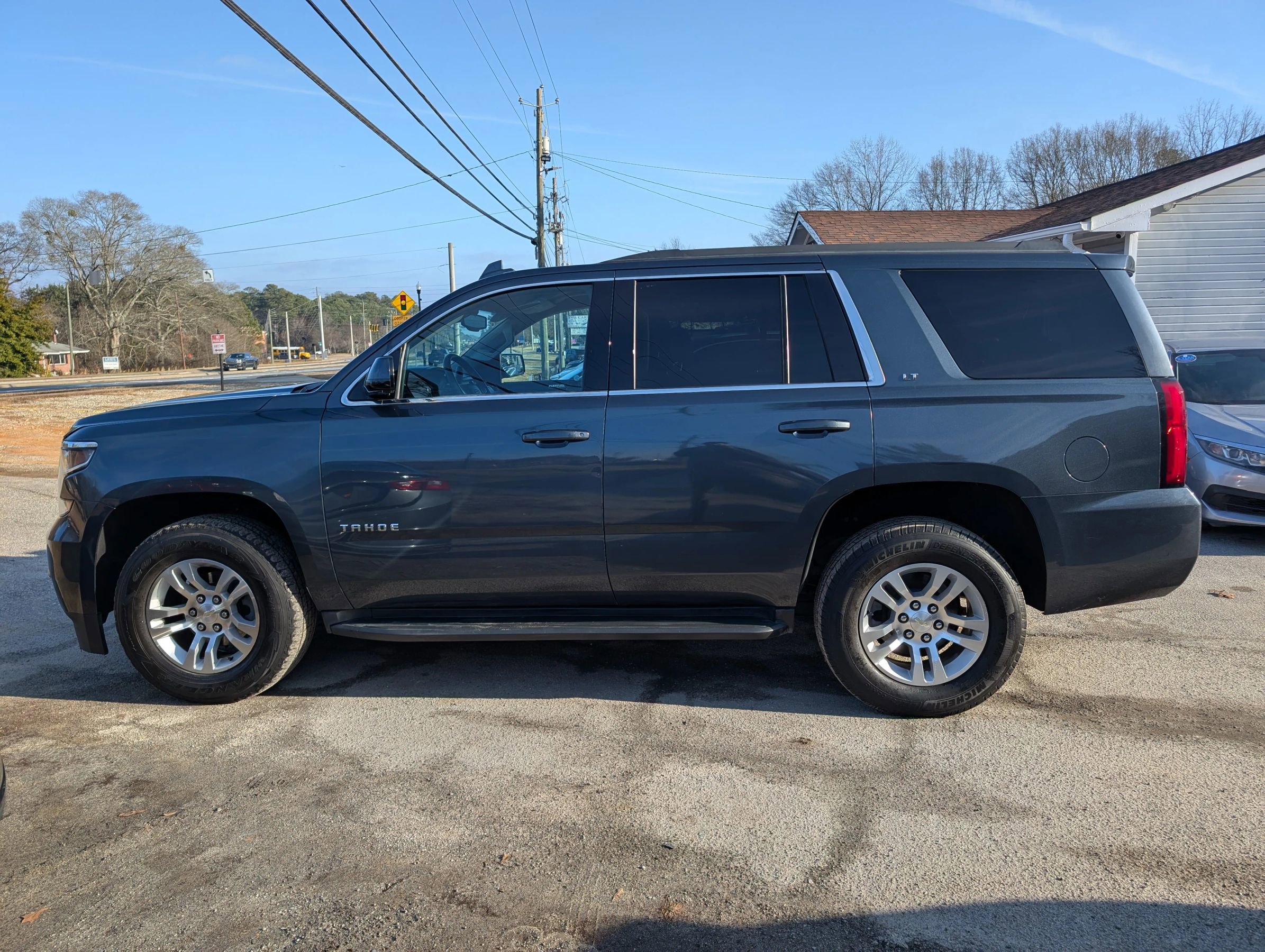 Used 2019 Chevrolet Tahoe LT AWD/4WD image 3