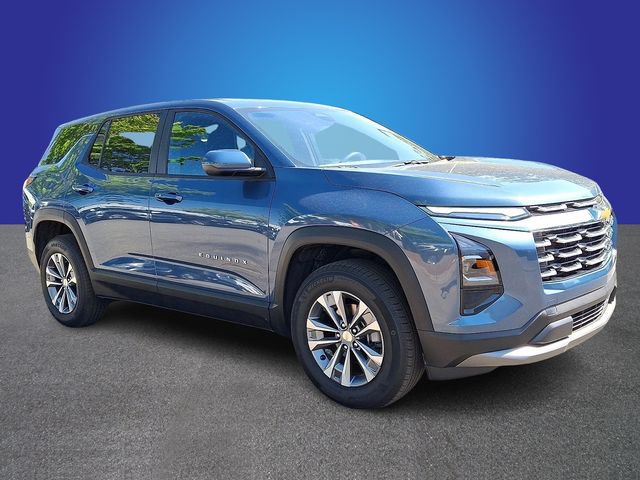 Used 2025 Chevrolet Equinox LT AWD/4WD image 2