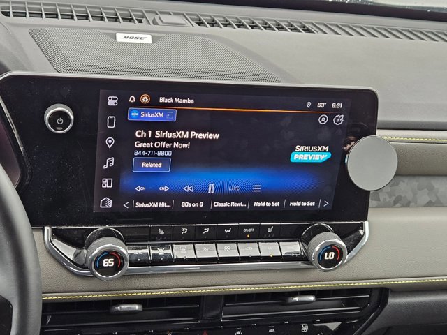 Used 2024 Chevrolet Colorado ZR2 w/ Technology Package AWD/4WD image 11