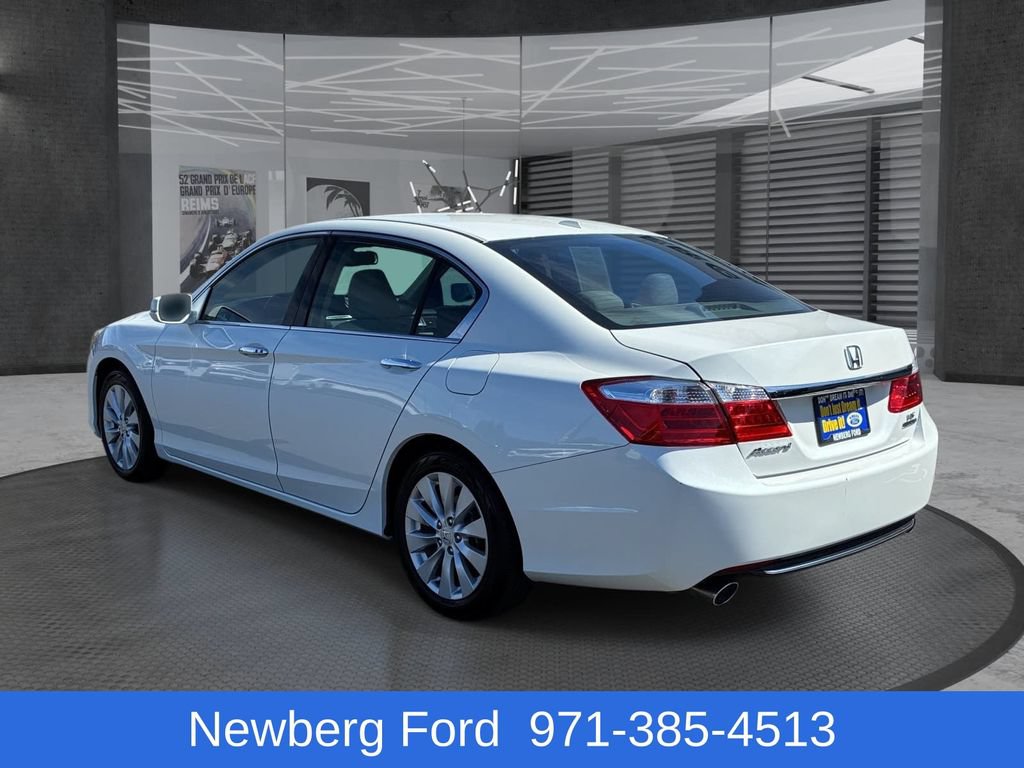 Used 2014 Honda Accord Touring image 7