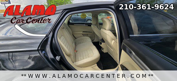Used 2016 Ford Fusion SE FWD image 18