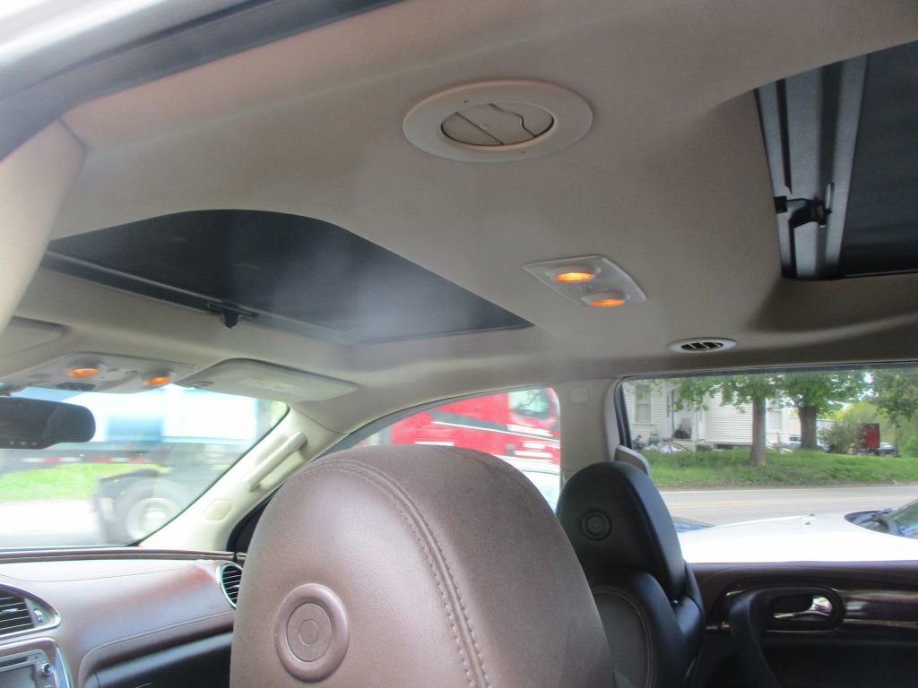 Used 2014 Buick Enclave Leather w/ Trailering Provision Package FWD image 9
