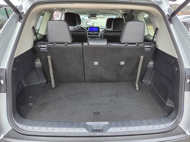 Used 2025 Toyota Grand Highlander AWD image 21