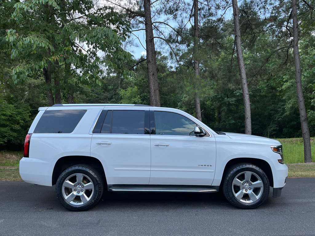 Used 2020 Chevrolet Tahoe Premier AWD/4WD image 12