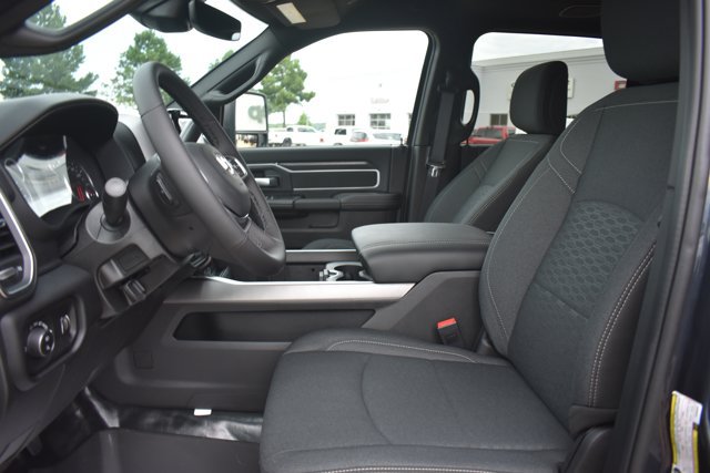 New 2026 RAM 2500 Big Horn AWD/4WD image 16