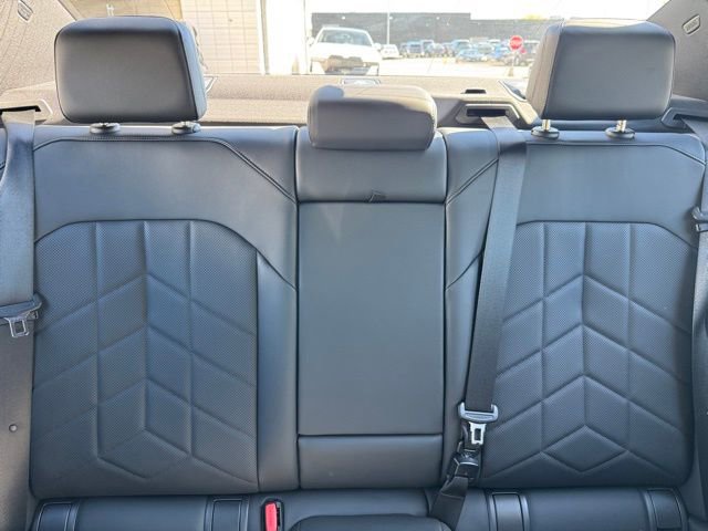 Certified 2024 BMW 530i xDrive w/ M Sport Package image 23