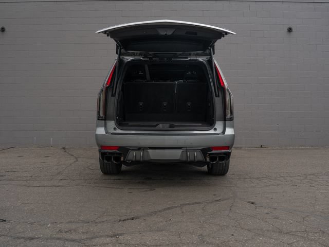 Used 2023 Cadillac Escalade V AWD/4WD image 14