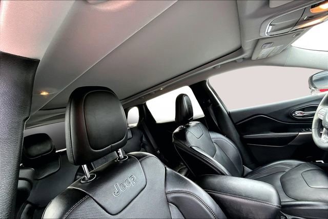 Used 2022 Jeep Cherokee Limited image 19