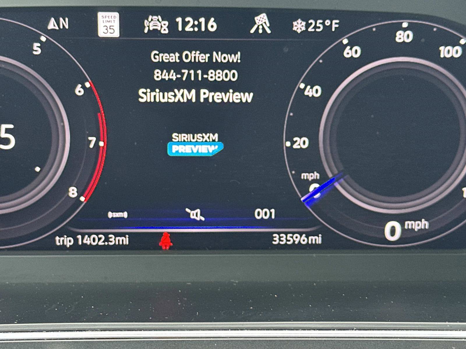 Used 2022 Volkswagen Tiguan SEL R-Line image 22