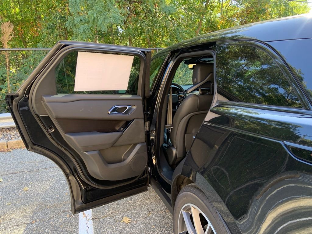 New 2026 Land Rover Range Rover Velar Dynamic SE image 12