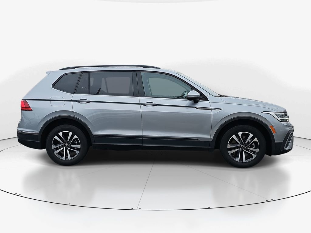 Used 2024 Volkswagen Tiguan S image 10