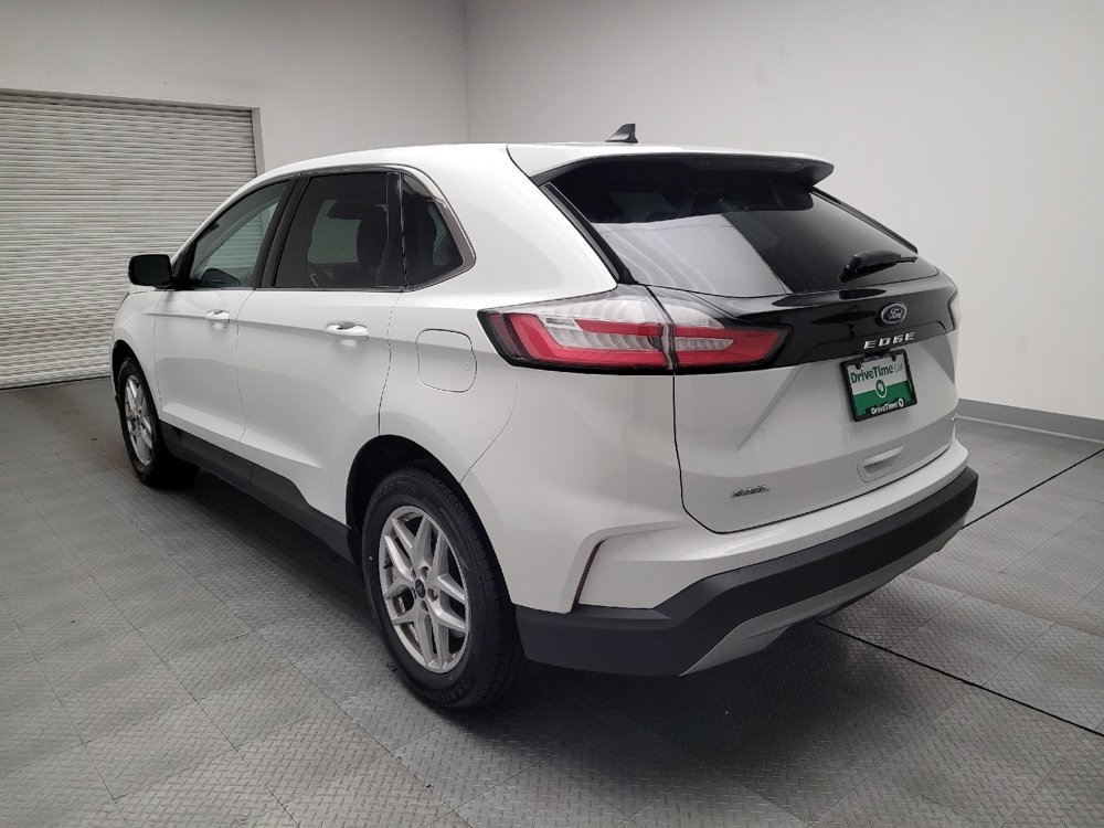 Used 2024 Ford Edge SEL image 5