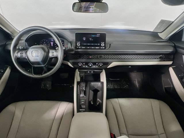 Used 2025 Honda Accord LX image 28