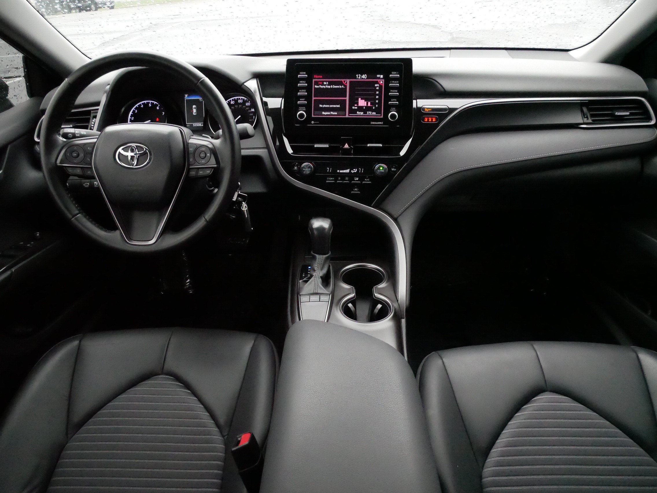 Certified 2024 Toyota Camry SE FWD image 10