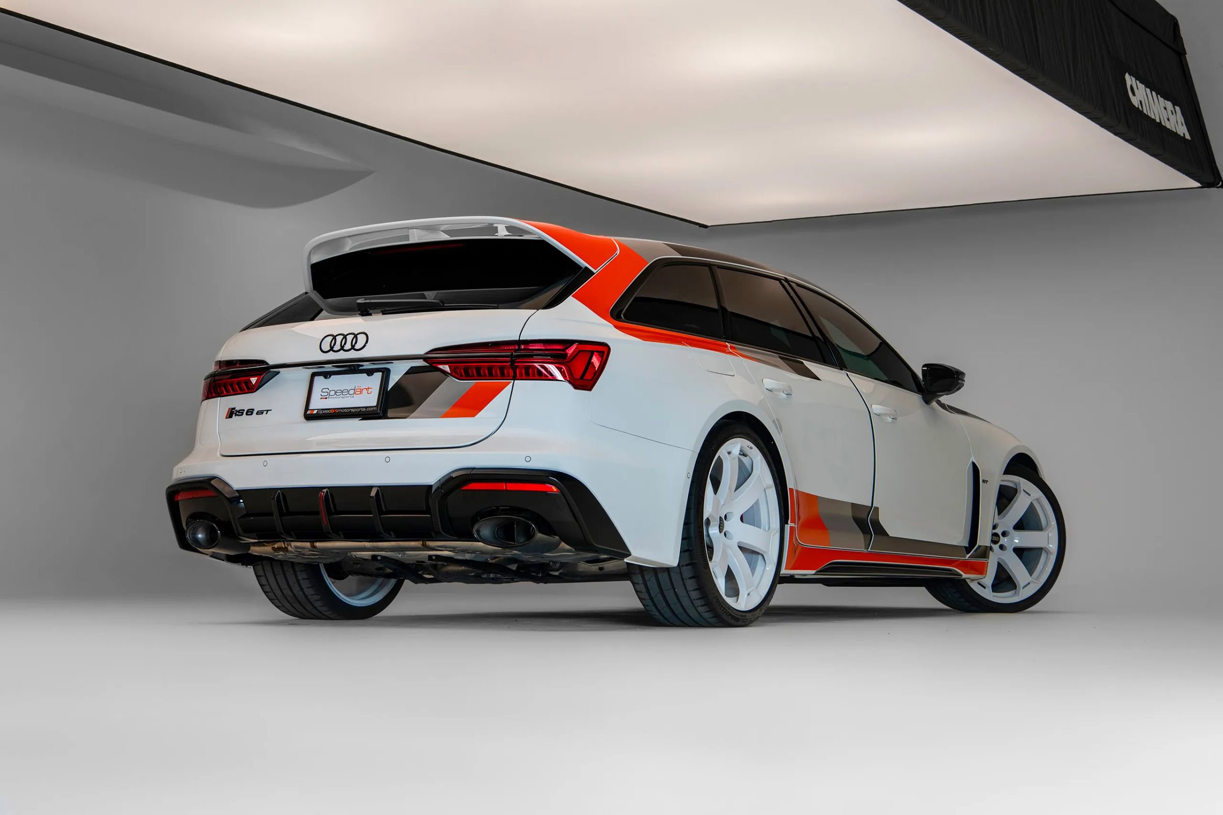 Used 2025 Audi RS 6 performance image 21