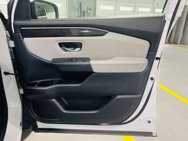 Used 2023 Honda Pilot Elite image 38