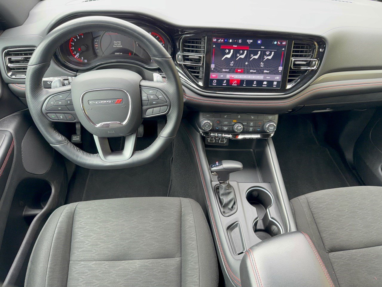 Used 2025 Dodge Durango GT AWD/4WD image 17
