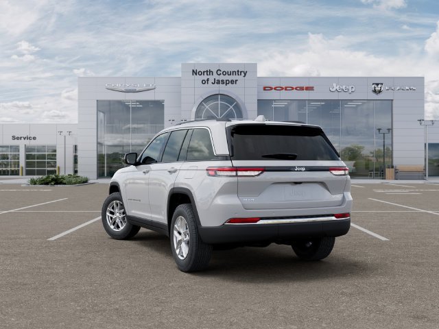 New 2026 Jeep Grand Cherokee Laredo AWD/4WD image 4