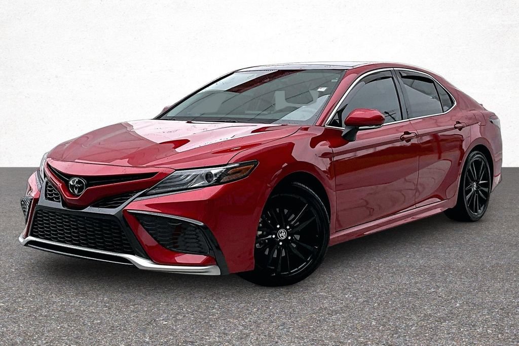 Certified 2023 Toyota Camry XSE w/ Cold Weather Package FWD image 4