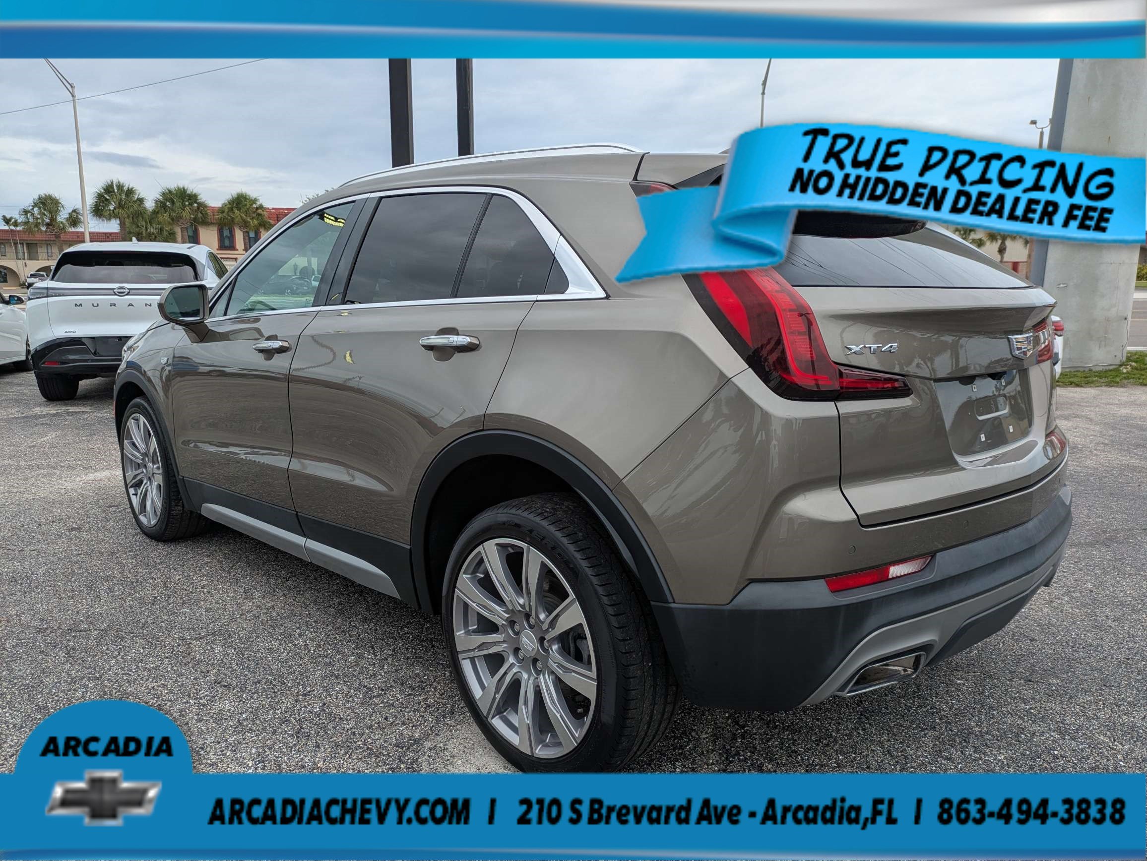 Used 2020 Cadillac XT4 Premium Luxury w/ Driver Assist Package FWD image 6