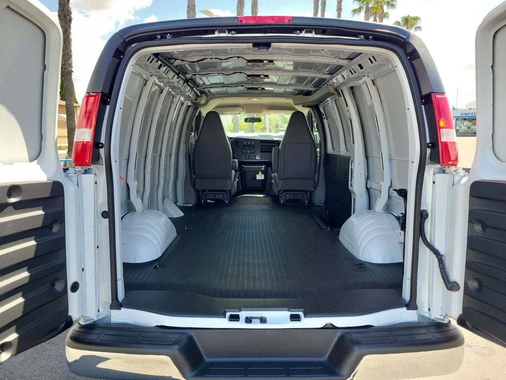New 2026 Chevrolet Express 2500 w/ Communications Package RWD image 14