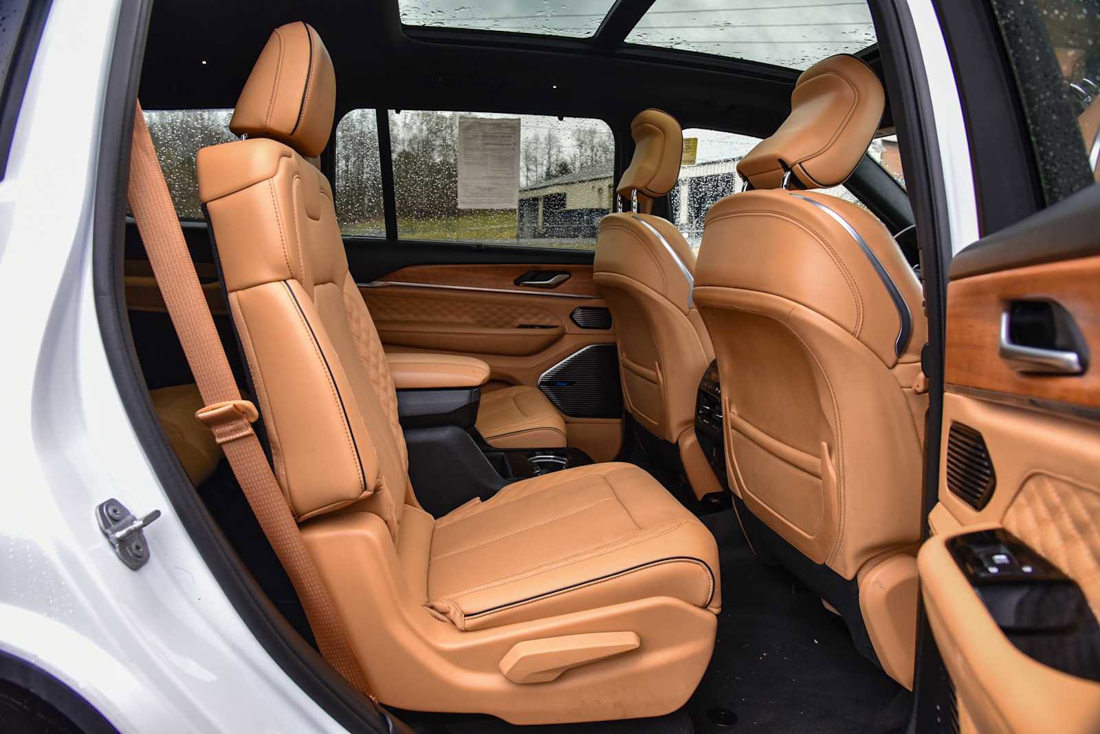Certified 2021 Jeep Grand Cherokee L Summit AWD/4WD image 11