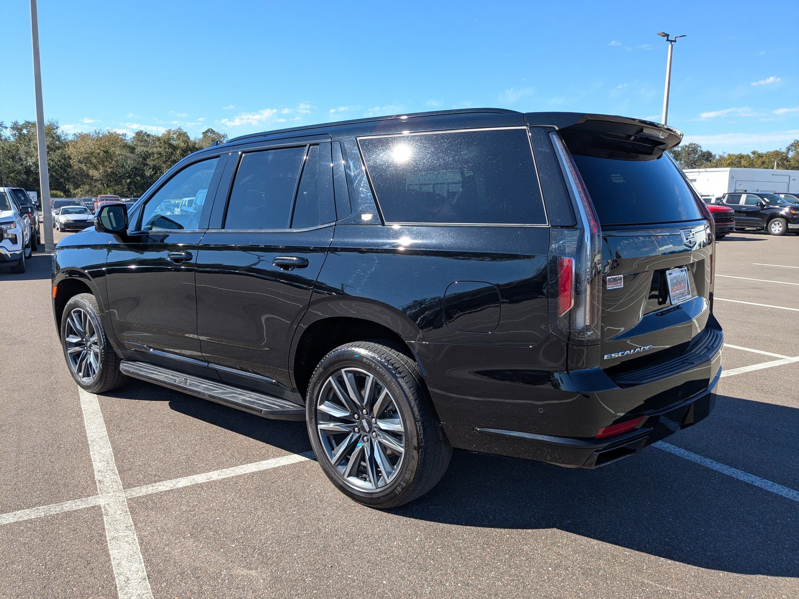 Used 2024 Cadillac Escalade Sport image 6