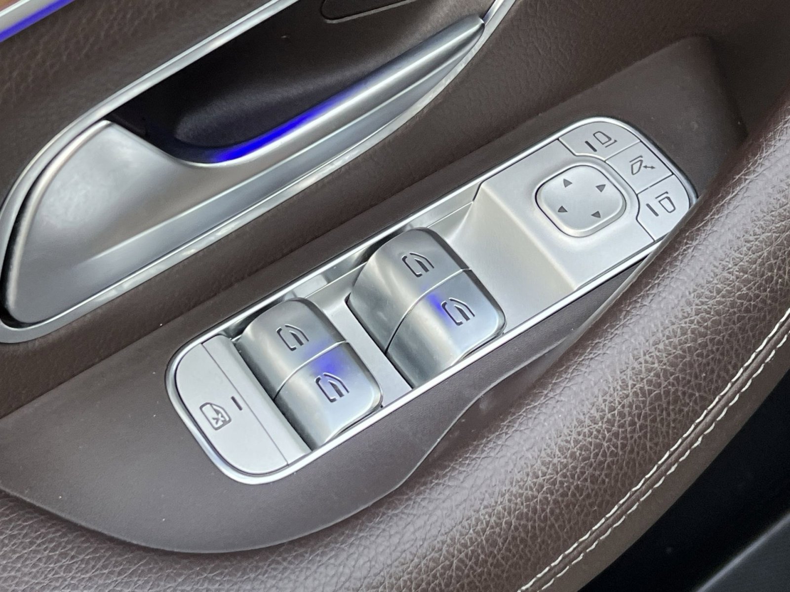 Certified 2023 Mercedes-Benz GLS 450 4MATIC image 13