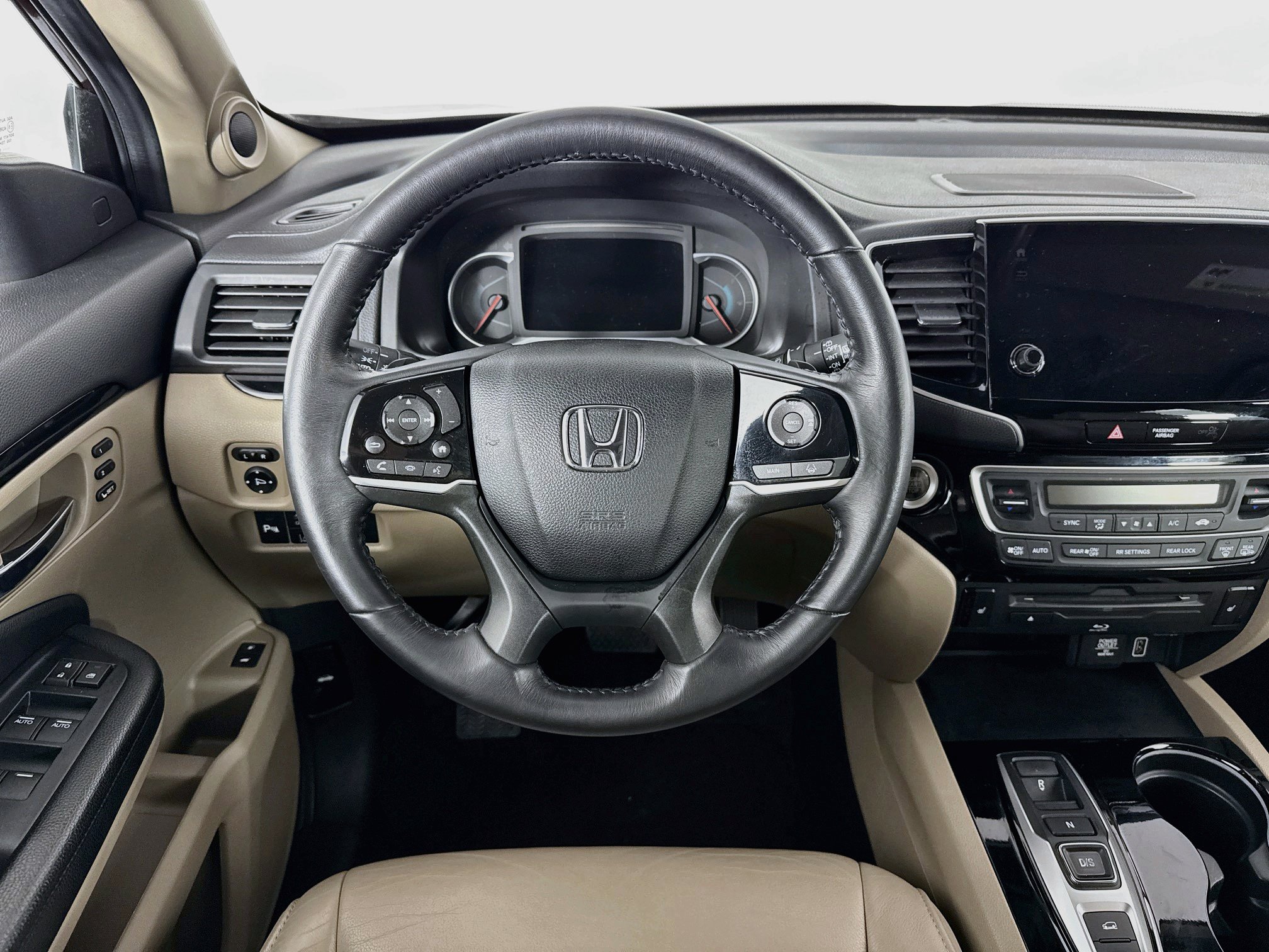 Certified 2019 Honda Pilot Touring image 23