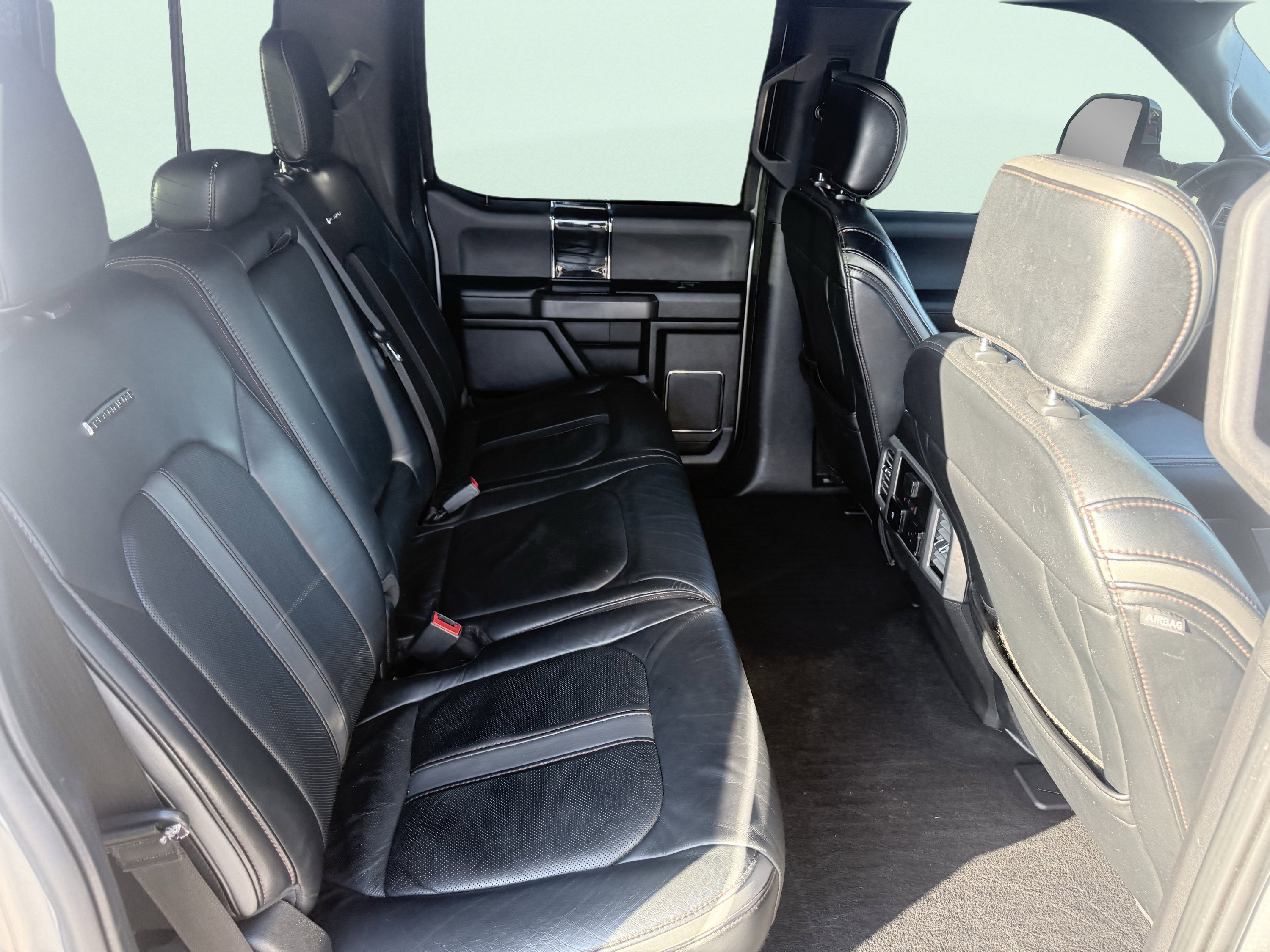 Used 2020 Ford F350 Platinum image 42