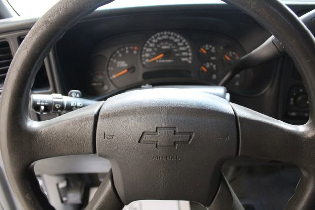 Used 2006 Chevrolet Silverado 2500 W/T w/ Heavy-Duty Power Package image 13