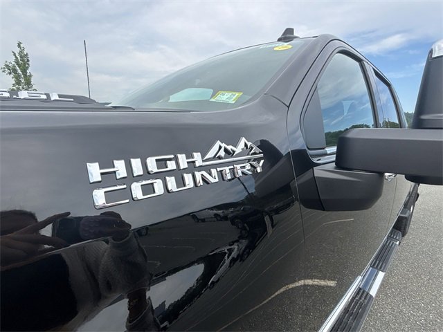 New 2025 Chevrolet Silverado 2500 High Country w/ Technology Package image 33