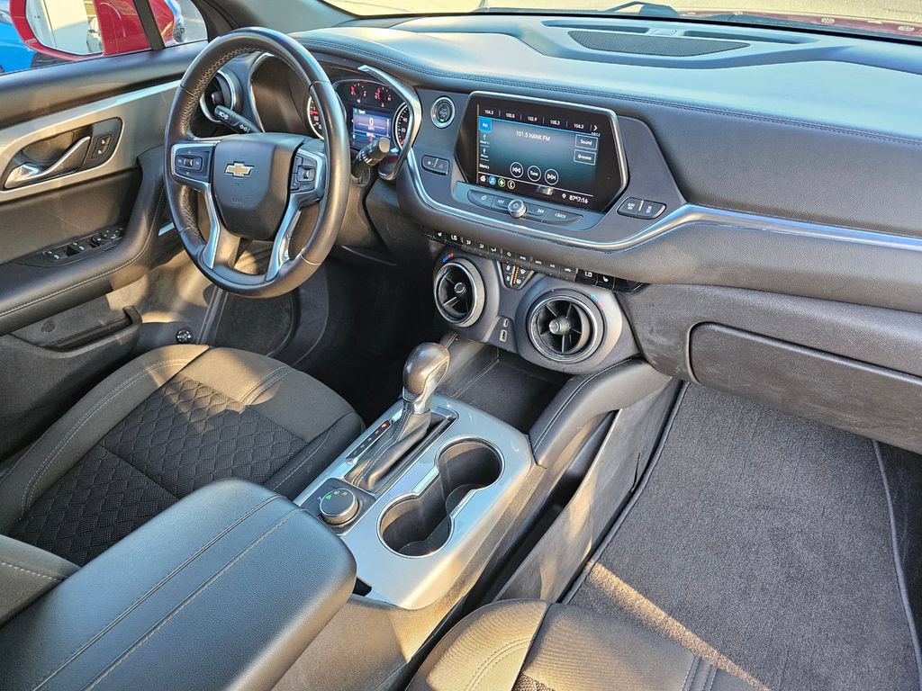 Used 2020 Chevrolet Blazer LT FWD image 12