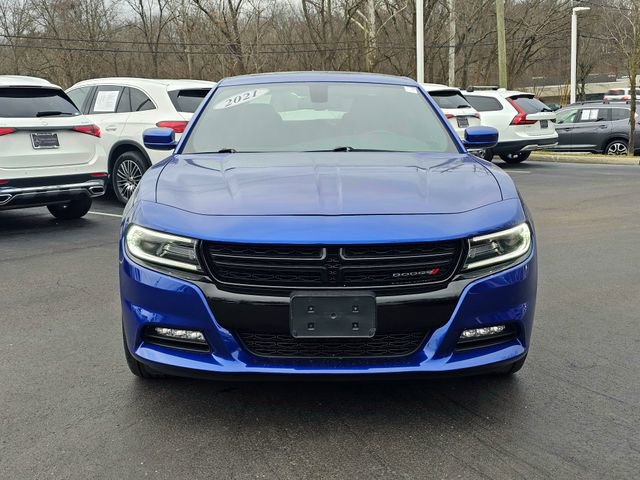 Used 2021 Dodge Charger SXT w/ Driver Convenience Group image 4