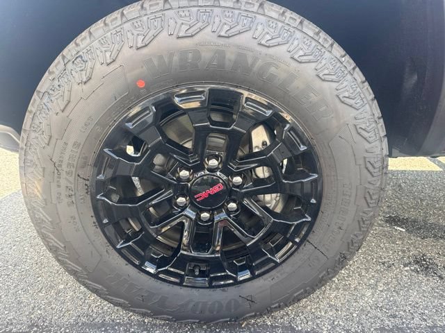 New 2026 GMC Canyon Elevation w/ Convenience Package AWD/4WD image 4
