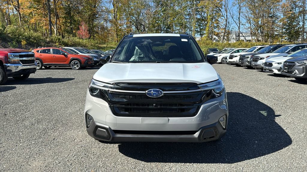 New 2025 Subaru Forester Touring image 2