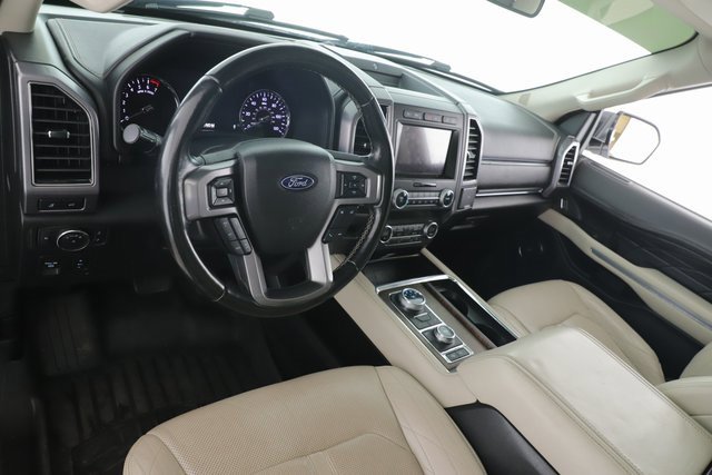 Used 2019 Ford Expedition Platinum image 18