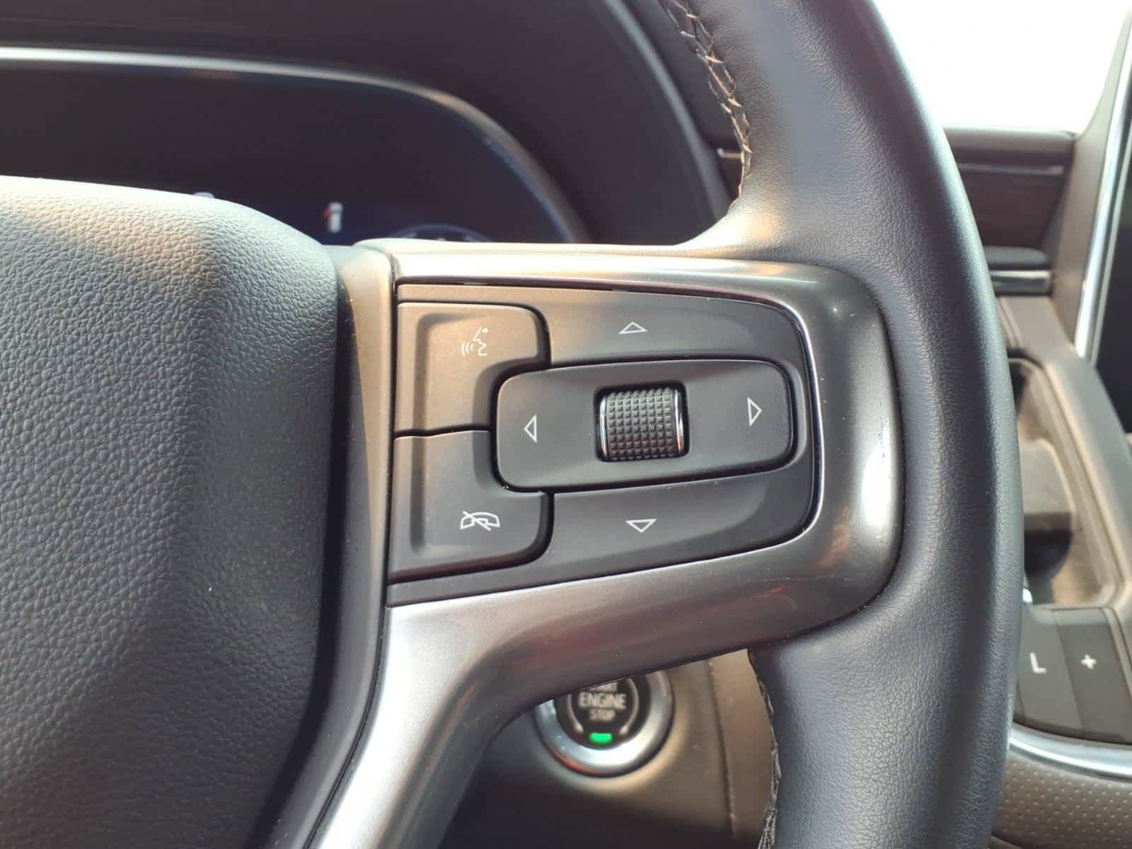 Used 2023 Chevrolet Suburban Premier AWD/4WD image 16