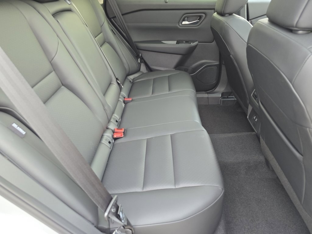 New 2026 Nissan Rogue SV w/ SV Premium Package image 12