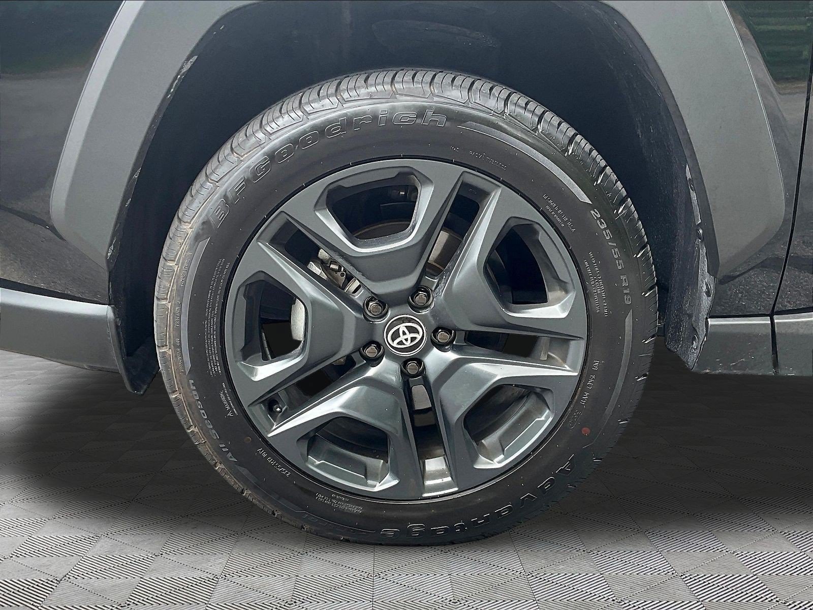 Used 2024 Toyota RAV4 Adventure AWD/4WD image 32