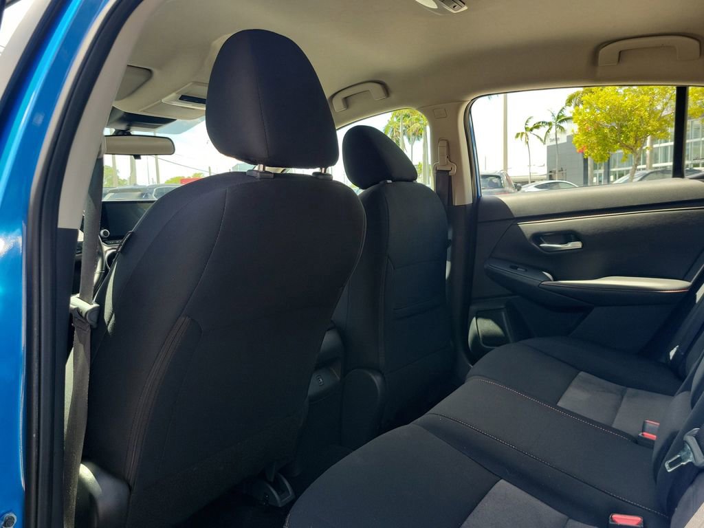 Certified 2024 Nissan Sentra SR FWD image 17