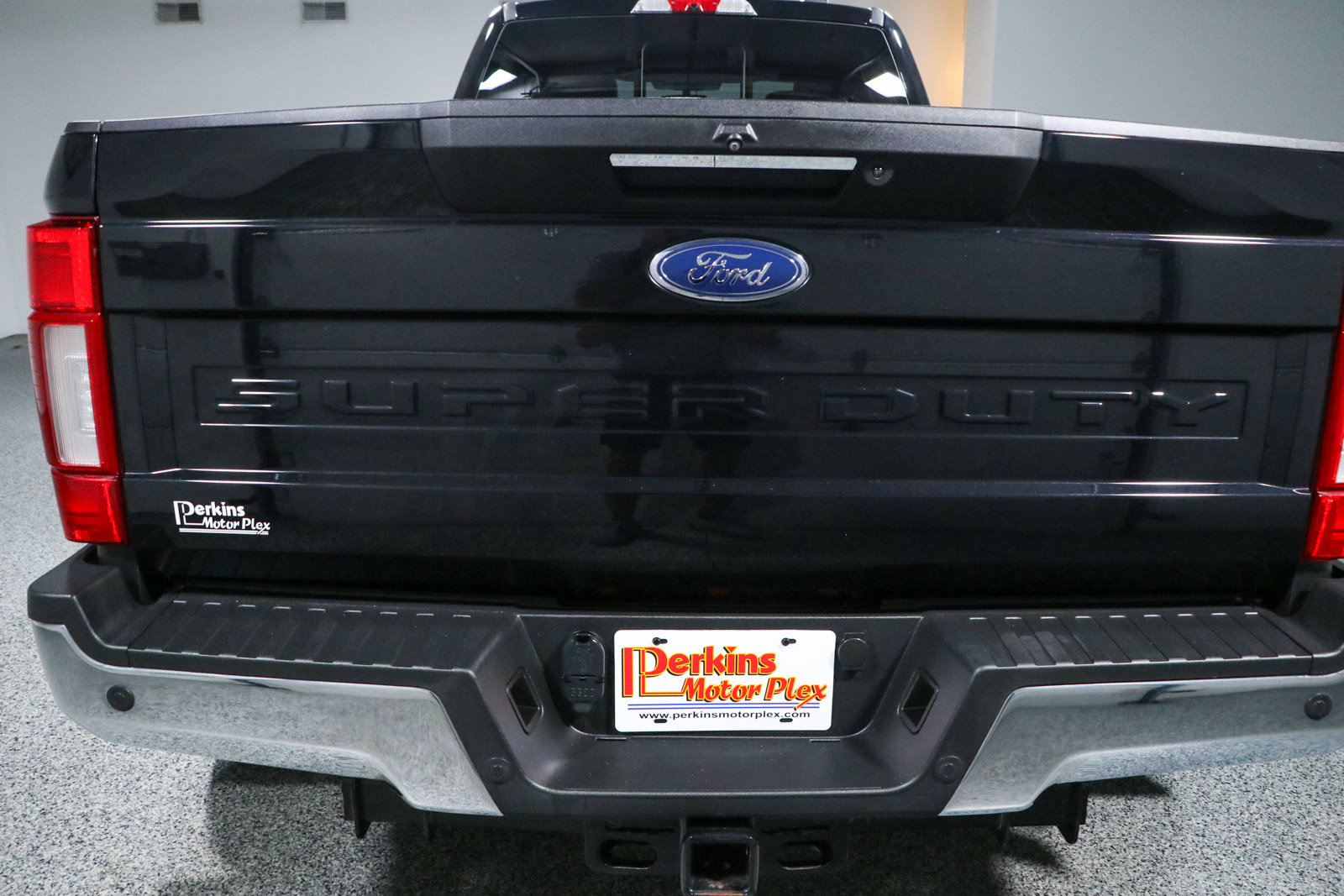 Used 2022 Ford F350 Lariat w/ Lariat Ultimate Package AWD/4WD image 8