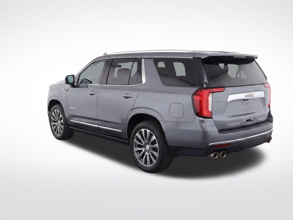 Used 2022 GMC Yukon Denali w/ Denali Premium Package AWD/4WD image 4